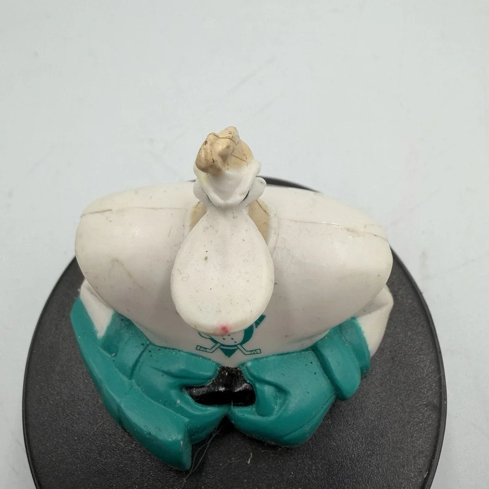 Disney‎ Mighty Ducks Hockey Puck McDonalds Happy Meal Toy 90s